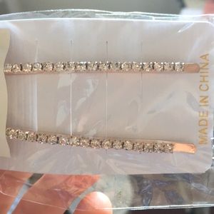 NWT rhinestone hair pins